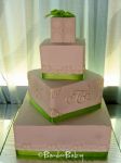 WEDDING CAKE 537